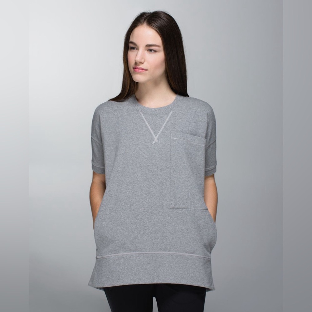 507-Lululemon Mudra Sweatshirt
Heathered Medium Grey